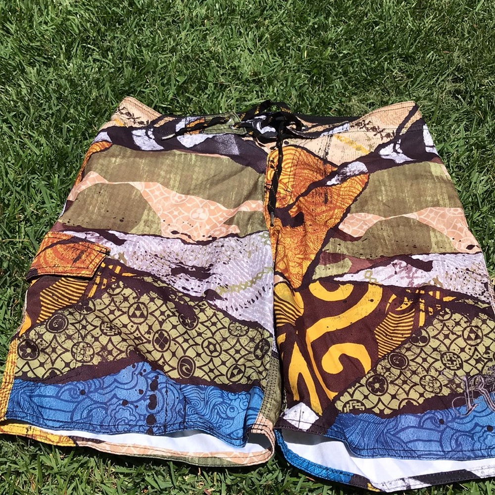 Board shorts